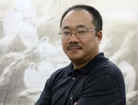 Is Space for Independent Expression Diminishing Under Xi?
