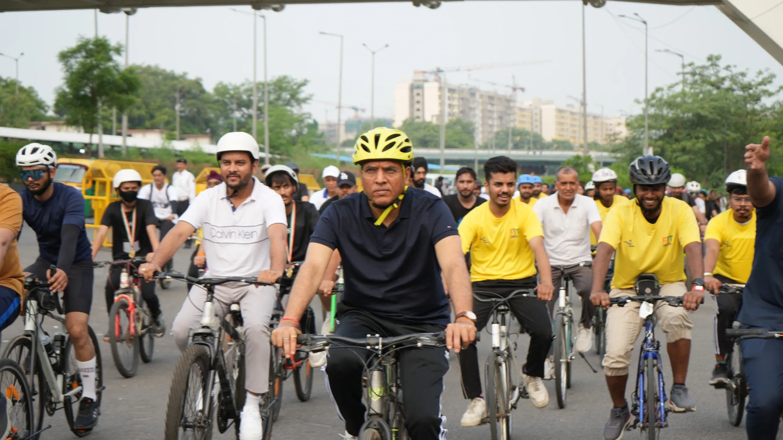 Is Sports Minister Mandaviya Leading Fit India Sundays on Cycle in New Delhi?