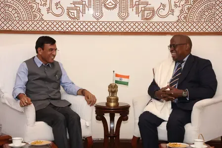 Dr. Mandaviya Engages with Commonwealth Sport President Rukare to Discuss India's Ambitious Plans for CWG 2030