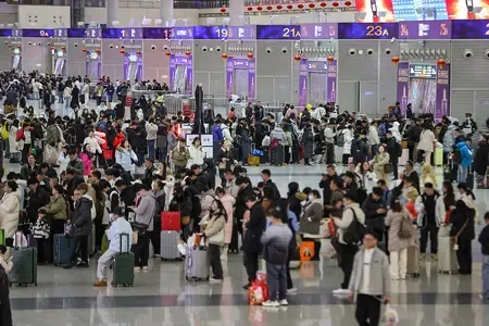 स्प्रिंग फेस्टिवल की छुट्टियों में रेल यात्रियों की संख्या 25.8 करोड़ पहुंची