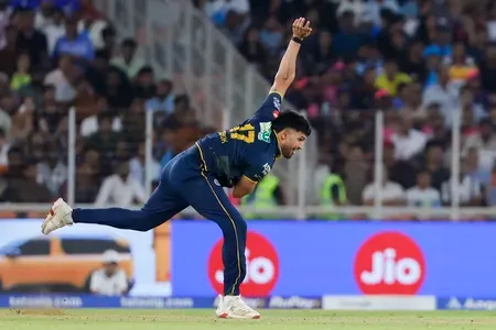 अशोक शर्मा इंडिया ए टीम में शामिल, चोटिल युद्धवीर सिंह श्रीलंका त्रिकोणीय सीरीज से बाहर