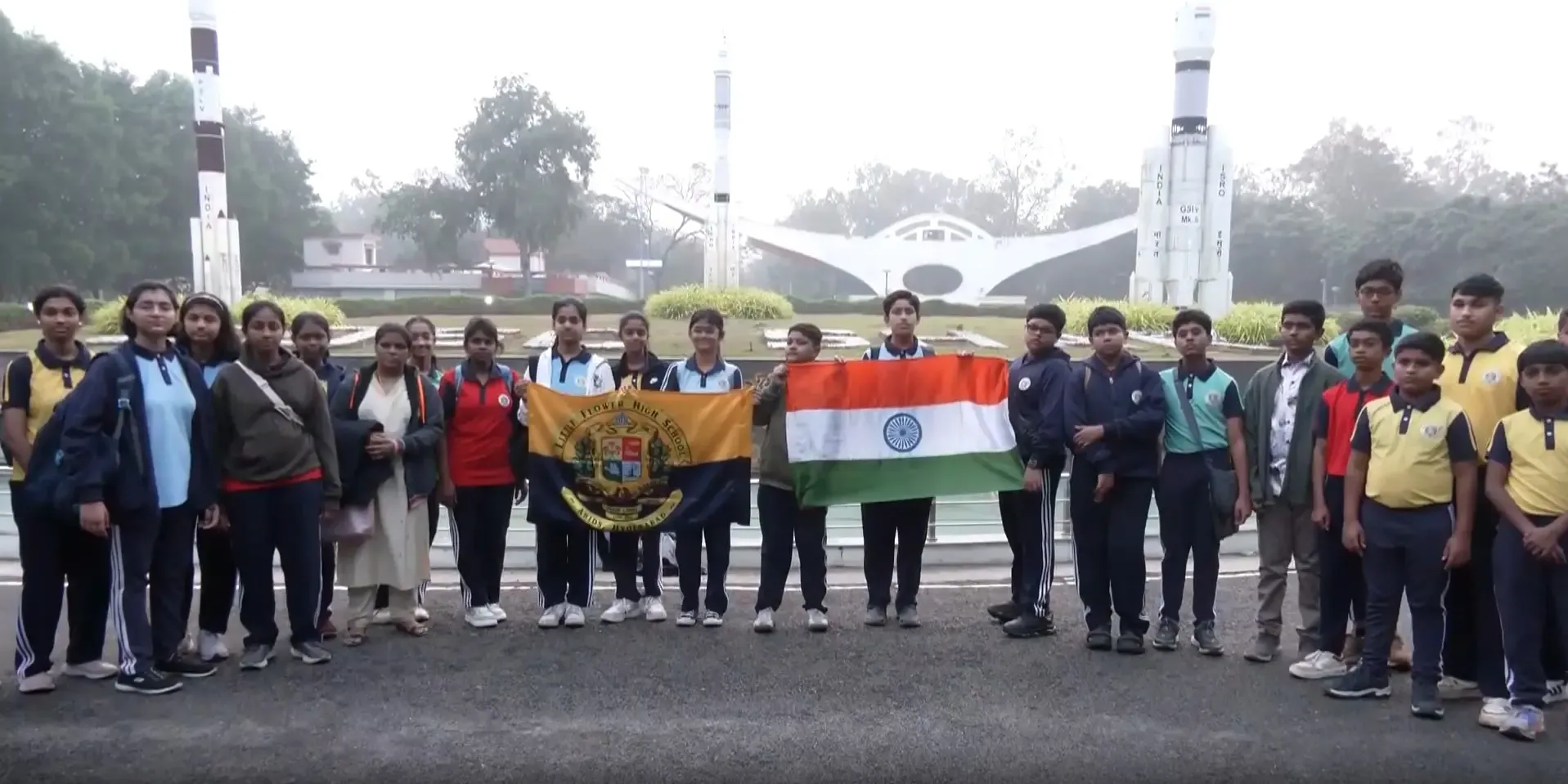 क्या श्रीहरिकोटा में इसरो का एलवीएम-3 एम-6 मिशन छात्रों में उत्साह का संचार कर रहा है?