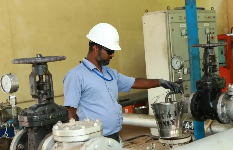 श्रीलंका: सीपीसी का चेतावनी- 'कच्चे तेल की कमी, बिजली उत्पादन पर होगा गंभीर प्रभाव'