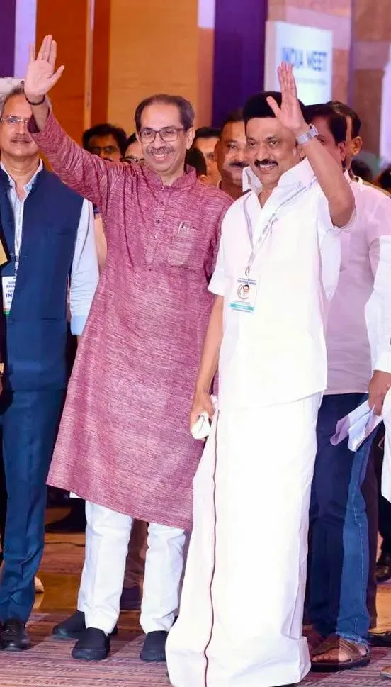Stalin Greets Uddhav on Birthday, Hails Shivaji Park Show