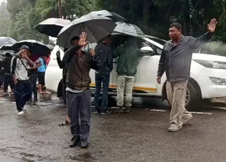 Assam-Meghalaya taxi standoff resolved after CM-level talks, says Tourism Minister