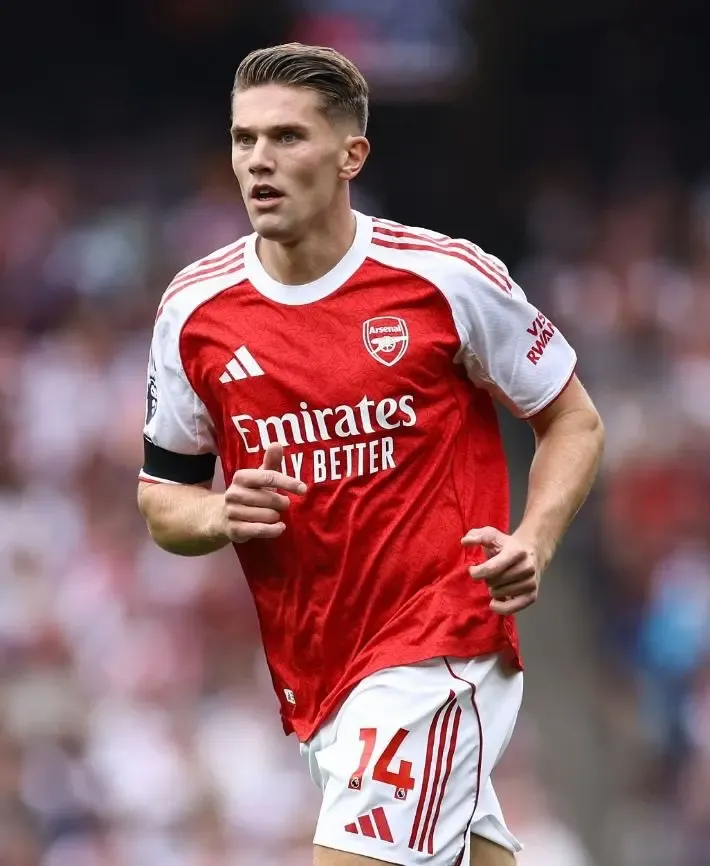 Could Striker Viktor Gyokeres Signal the End of Arsenal's Title Drought in the Premier League This Season?