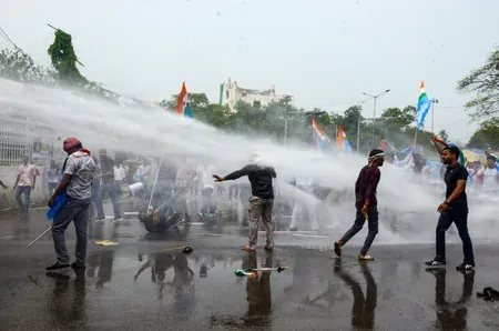 Patna student protest turns tense: police use water cannons near CM's residence
