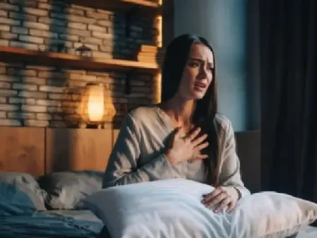 सुबह उठते ही नाक हो जाती है बंद, शरीर में बढ़ते कफ का है संकेत