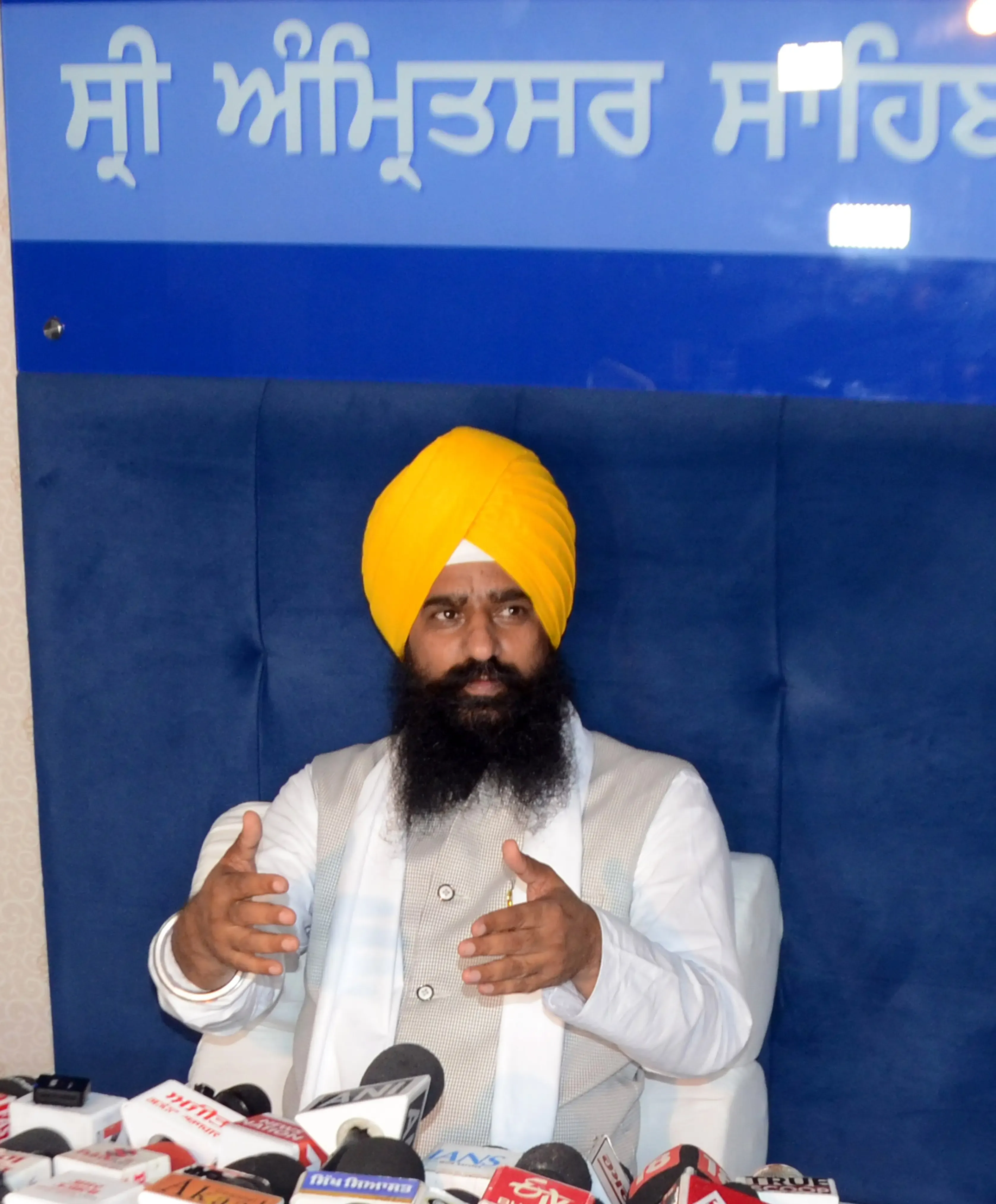 Akal Takht's Chief Condemns Pahalgam Terror Attack, Calls for Global Peace