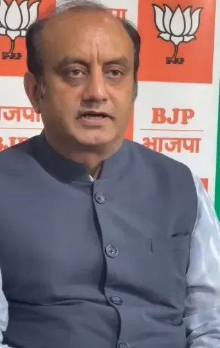 Why Did Sudhanshu Trivedi Criticize Congress for Ignoring India's Asia Cup Win?