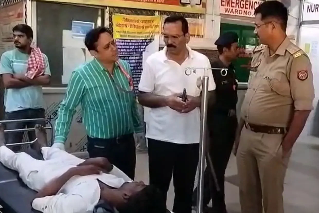 क्या सुल्तानपुर में लाइसेंसी पटाखा व्यवसायी के घर विस्फोट ने हड़कंप मचाया?
