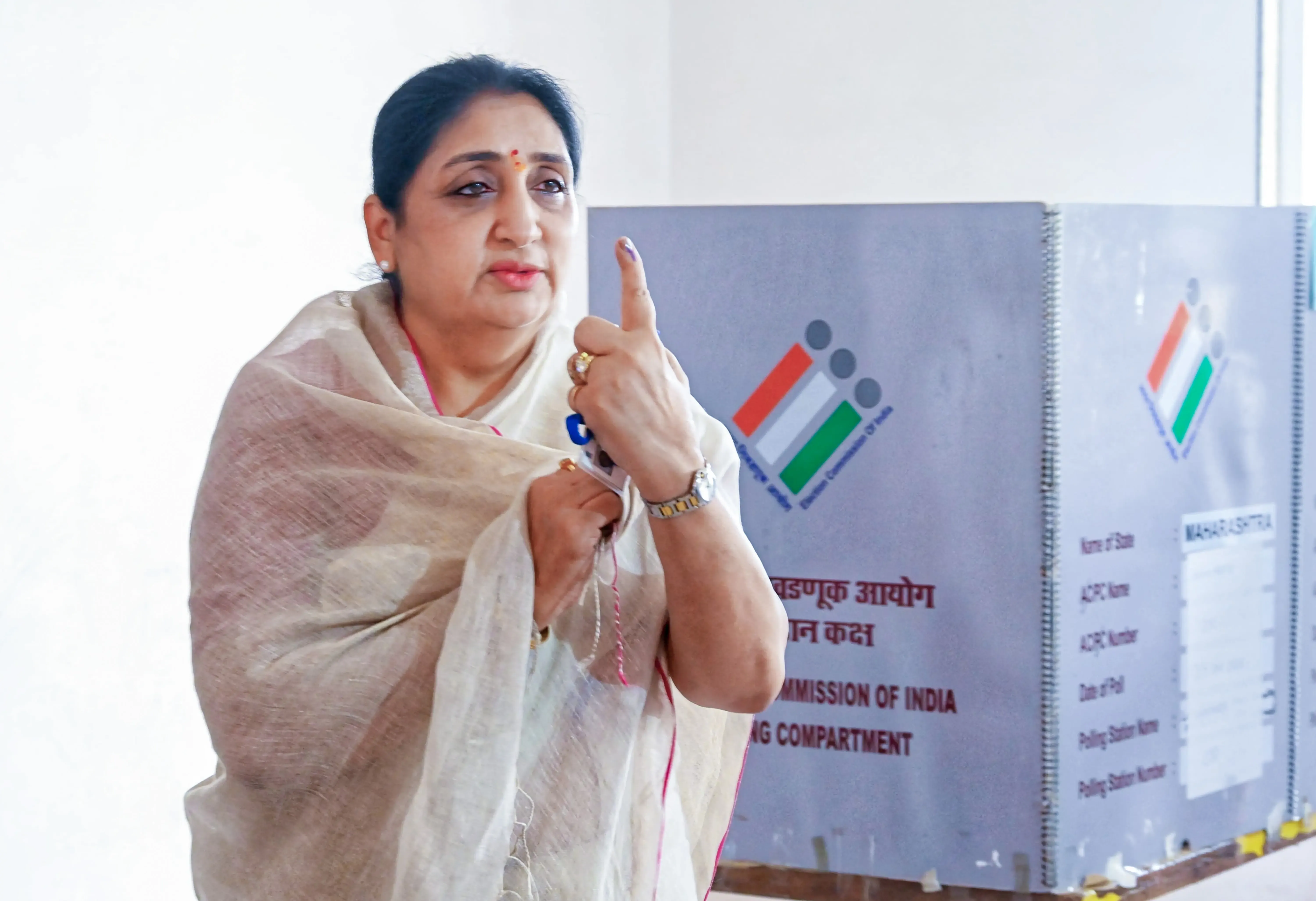 Sunetra Pawar leads Baramati bypoll with 26,773 votes after first round