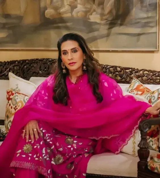 सोनम कपूर ने मां सुनीता कपूर के जन्मदिन पर साझा की भावुक यादें, फराह खान ने किया प्यार का इजहार