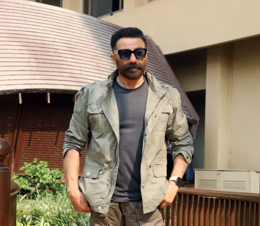 Did Sunny Deol Get Emotional at the ‘Border 2’ Teaser Launch?