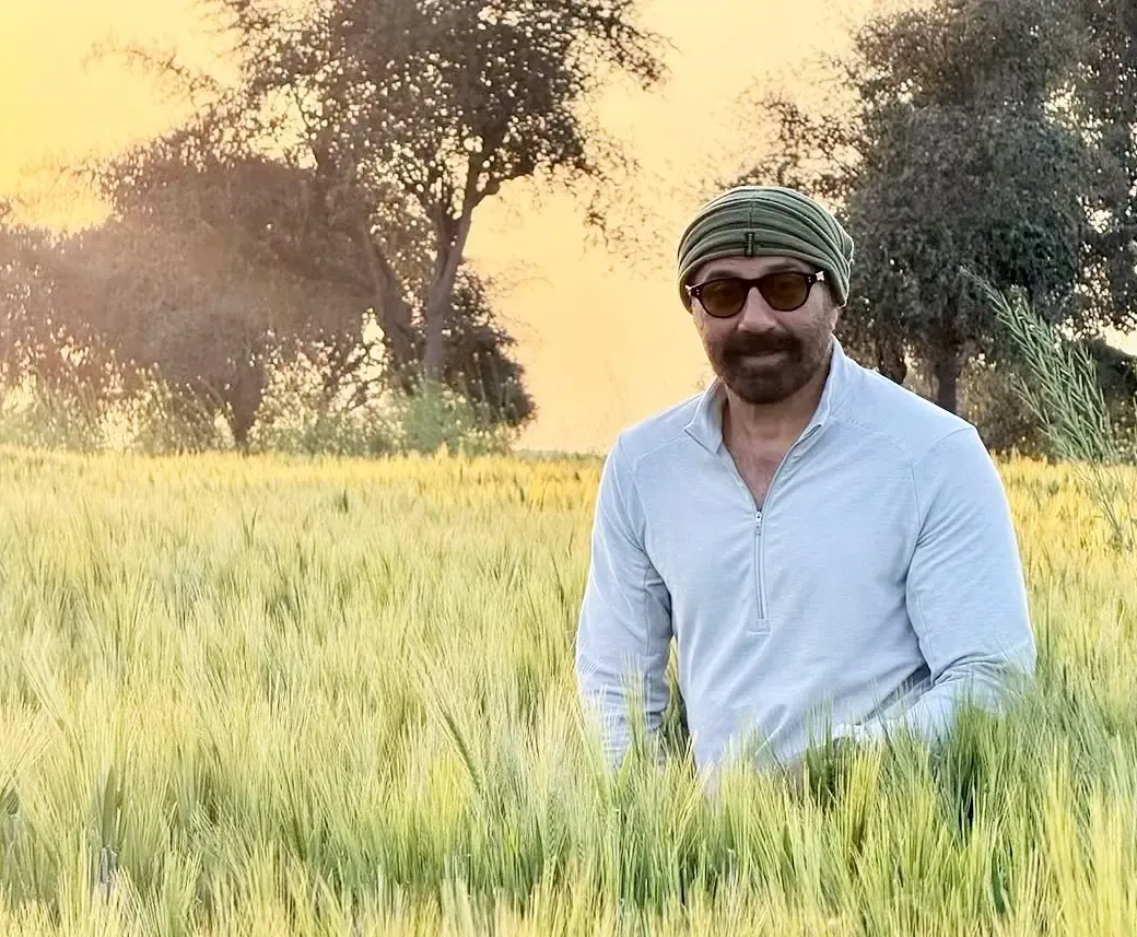 Sunny Deol Celebrates Baisakhi in the Fields, Honors His 'Jaat' Heritage