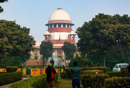 सुप्रीम कोर्ट ने पीएमके के संस्थापक एस. रामदास से कहा , 'आम' चुनाव चिह्न विवाद के लिए सिविल कोर्ट जाएं