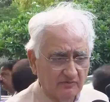सुप्रीम कोर्ट से पवन खेड़ा को राहत: कांग्रेस बोली — संविधान जीता, सिंघवी की बहस बनी मिसाल