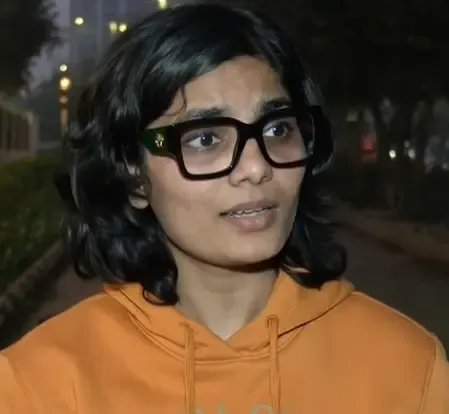 सुप्रीम कोर्ट से राहत: पहलगाम हमले पर पोस्ट मामले में नेहा सिंह राठौर बोलीं, न्याय व्यवस्था पर भरोसा कायम