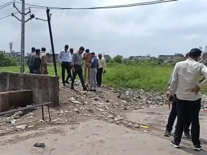 क्या सूरत में कूड़े में सिर मिलने की गुत्थी सुलझ गई? पुलिस ने हत्या की वजह बताई