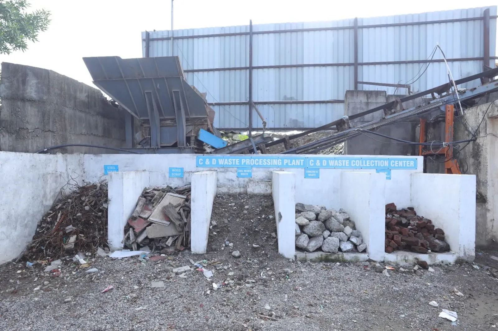 How is Surat's Construction Waste Recycling Reducing Carbon Emissions by Over 500 Tonnes Annually?