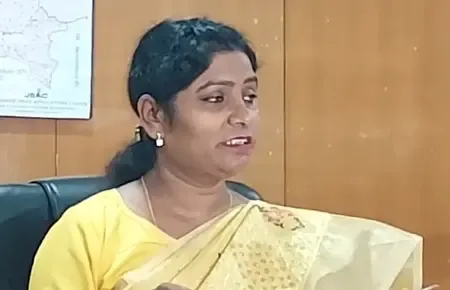सूर्या हांसदा एनकाउंटर: एनसीएसटी की सदस्य ने परिजनों से की मुलाकात, घटना की ली जानकारी