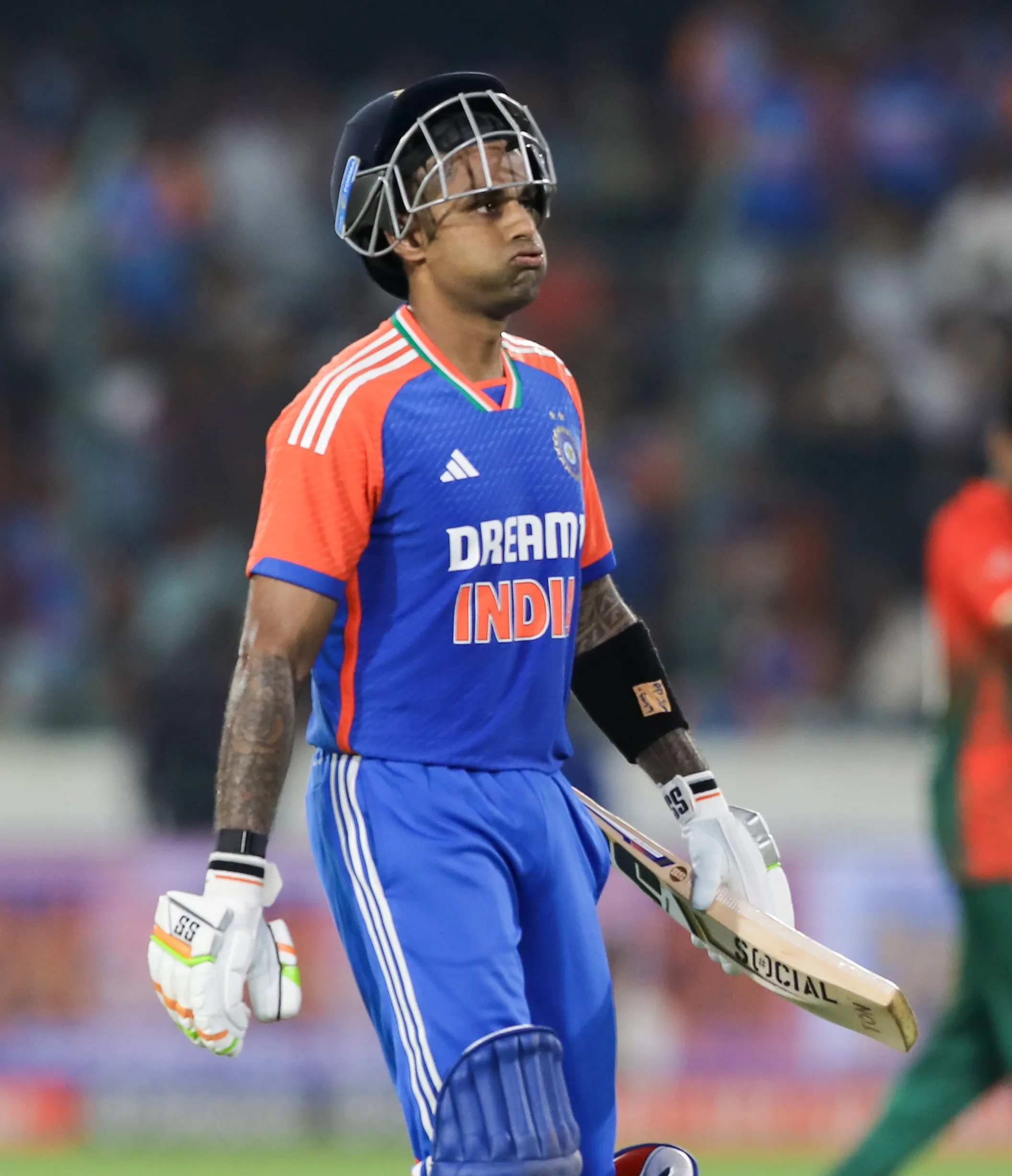 Is Suryakumar Yadav Seeking Treatment for Hernia in London?