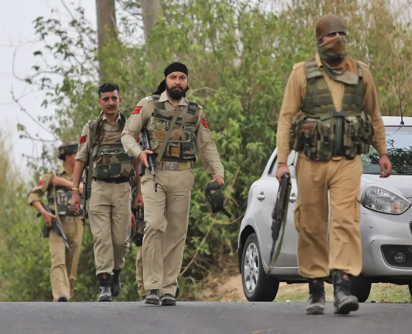 Grenade Attack Suspected at Police Post in Baramulla, J&K