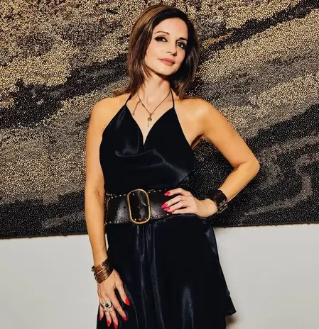 How Has Motherhood Transformed Sussanne Khan into a 'Brave and Resilient Woman'?