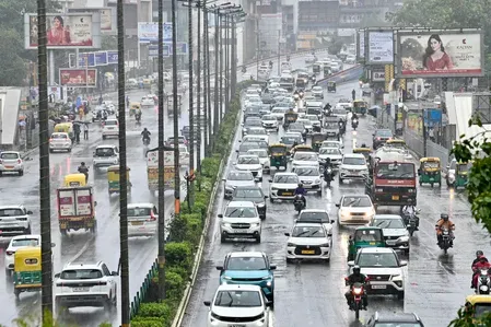 SUVs grab two-thirds of India's car market in FY26; CV sales jump 12.5%