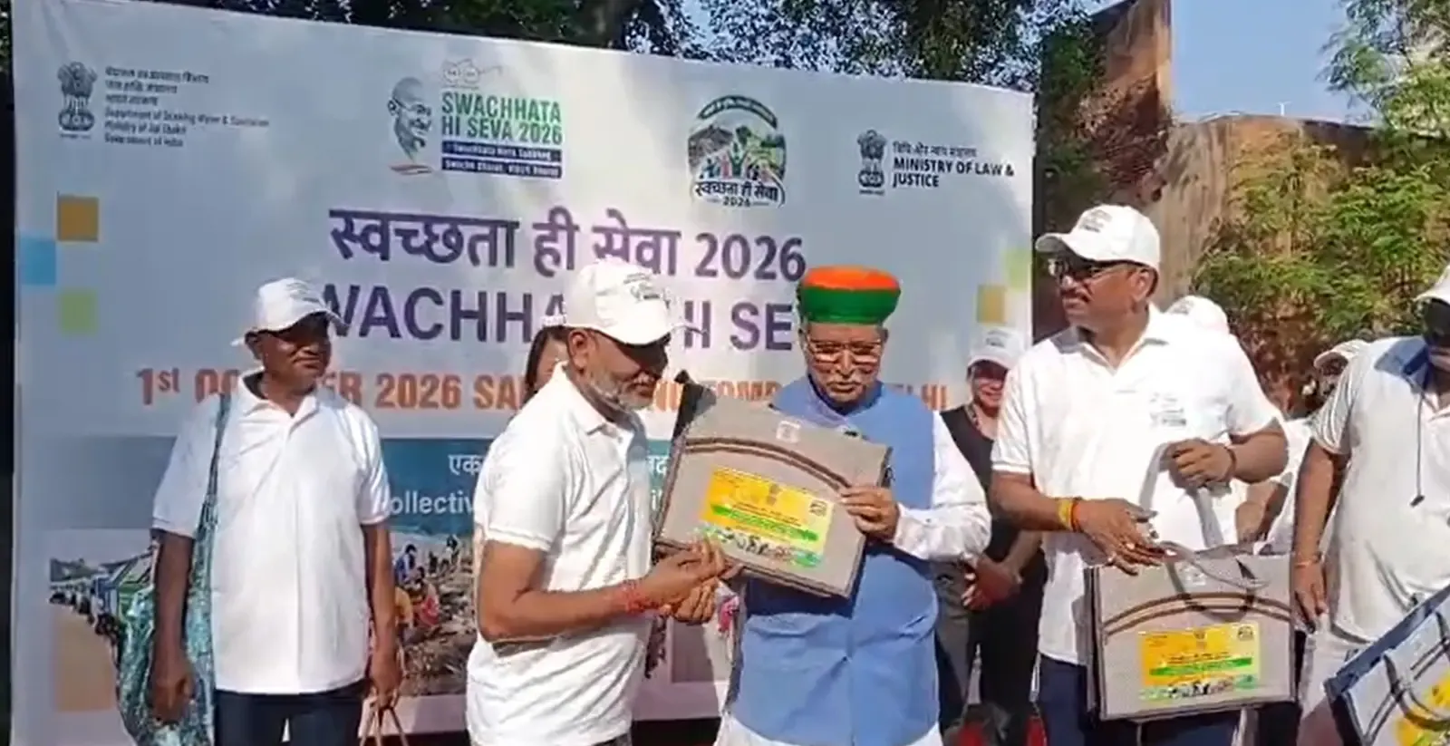 'स्वच्छता ही सेवा 2026': दिल्ली में 2500 स्थानों पर मंत्रियों-सांसदों ने चलाया श्रमदान अभियान