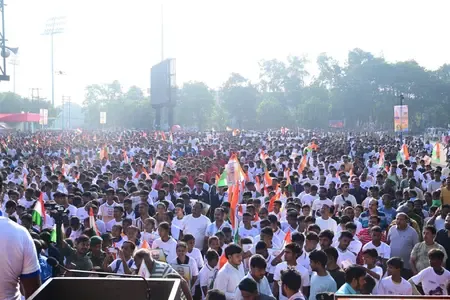 ‘स्वदेशी अपनाओ’ के संकल्प के साथ रांची में आयोजित हुआ मैराथन, तिरंगा लेकर दौड़े हजारों लोग