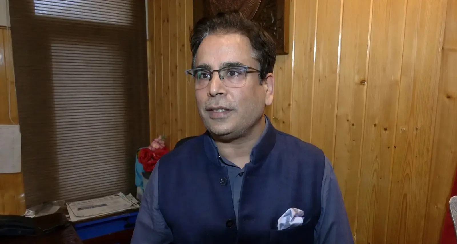 तनवीर सादिक: मजबूत विपक्ष स्वस्थ लोकतंत्र की बुनियाद, डोडा हिजाब विवाद पर धार्मिक स्वतंत्रता का हवाला