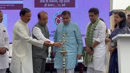 स्वस्थ नारी से ही सशक्त परिवार और आत्मनिर्भर भारत का निर्माण: नितिन गडकरी