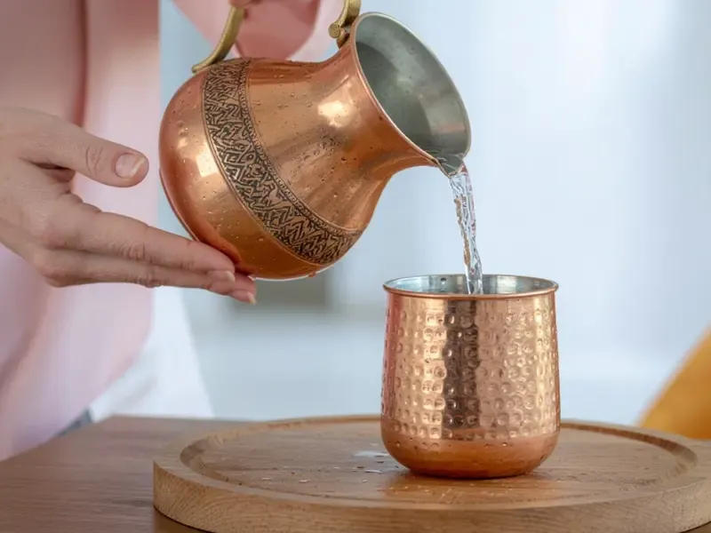 क्या घर में मौजूद बर्तन स्वास्थ्य और ग्रहों की चाल को प्रभावित करते हैं?