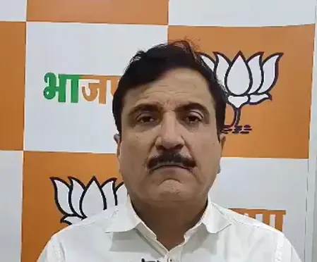 स्वतंत्रता दिवस पर राजनीति नहीं, देशहित में सोचने की जरूरत: अतुल भातखलकर