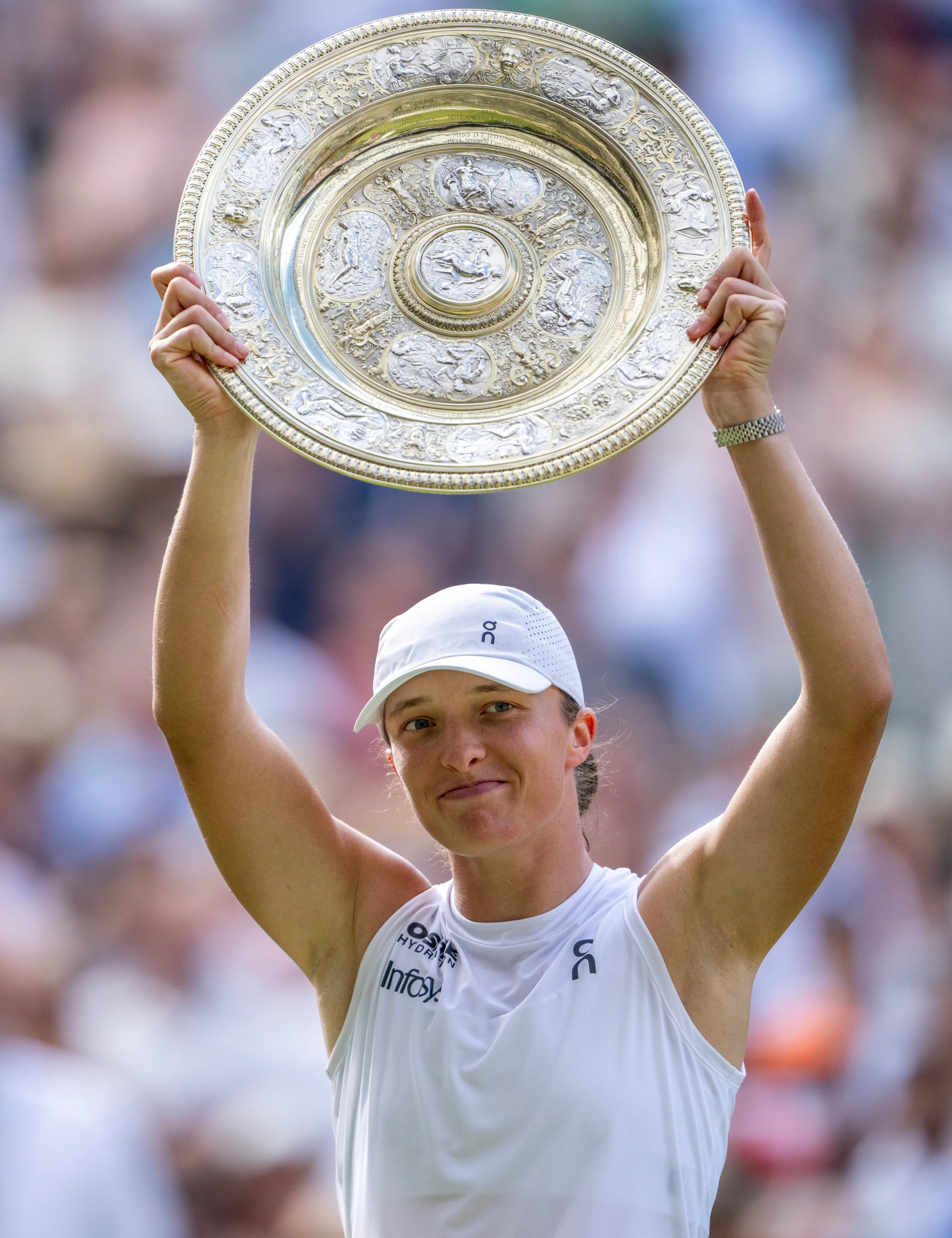 Did Swiatek Achieve Her First Wimbledon Title with a 6-0, 6-0 Win Over Anisimova?