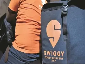 Swiggy Shares Plummet for Fourth Day, Fall Below IPO Price