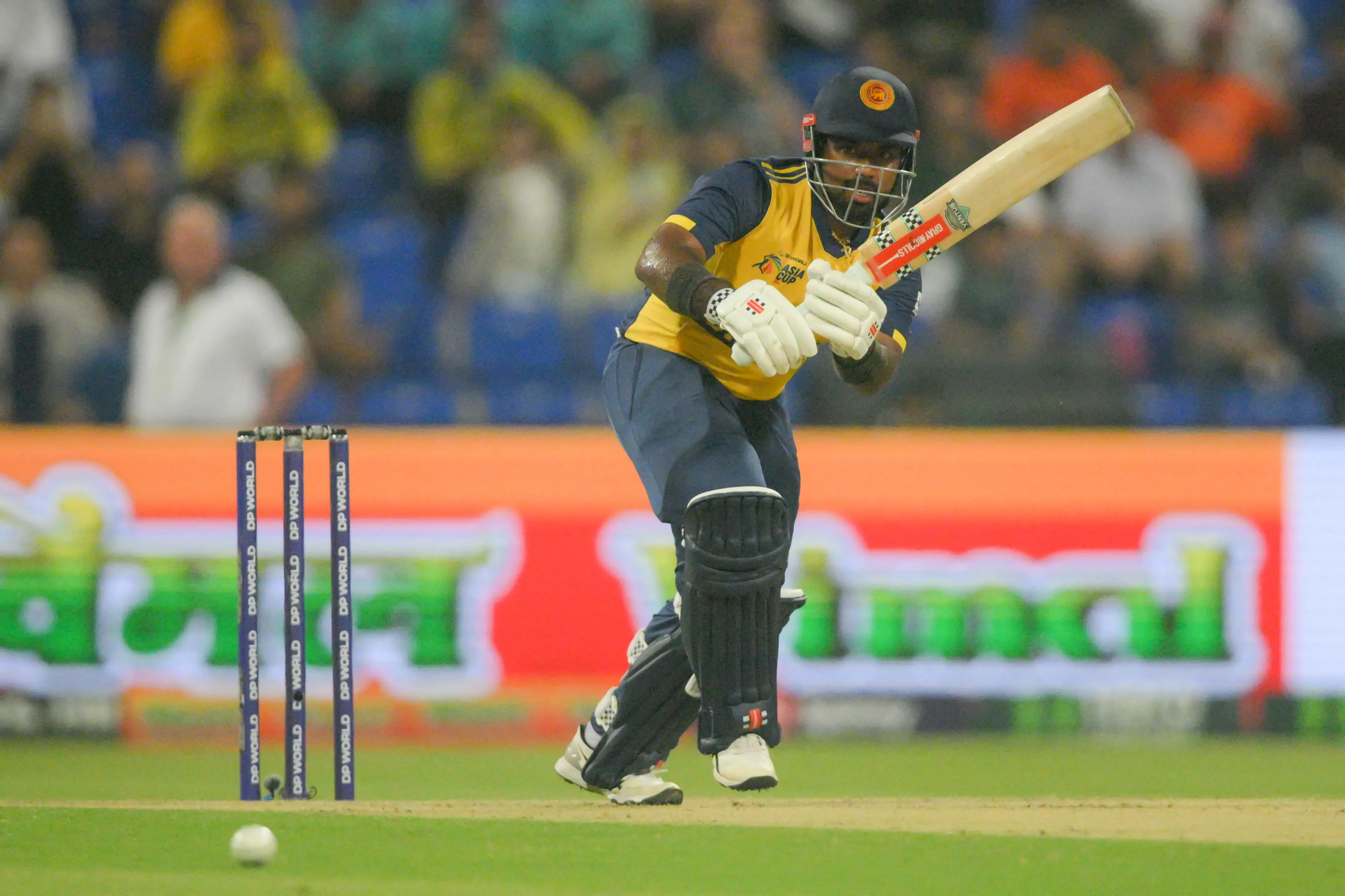 T20 World Cup: Sri Lanka's Asalanka Steps In as They Bowl First Against NZ
