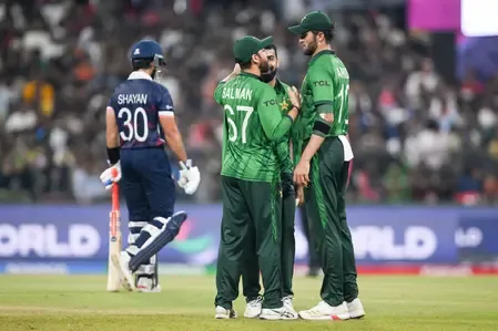 How Did Farhan’s Explosive Performance and Disciplined Bowling Lead Pakistan to Victory Against the USA?
