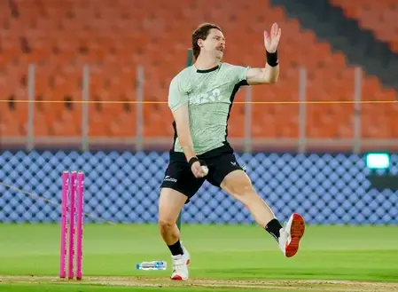 Aakash Chopra Highlights Matt Henry's Threat to India's Batsmen in T20 World Cup Final