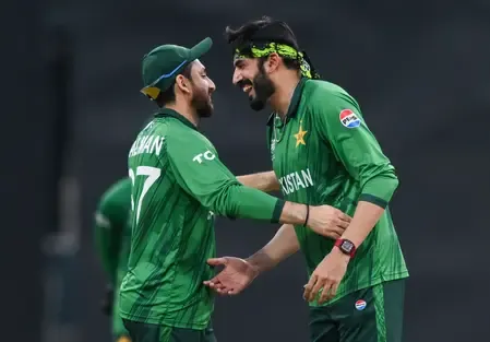 Was it a complete performance for Pakistan against Namibia?