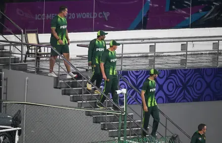 Did Rain Intervene in the Pakistan-New Zealand Super Eights Match?
