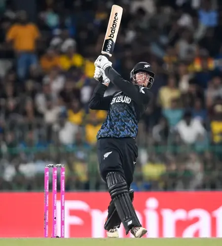 New Zealand's Remarkable Recovery: Santner and McConchie Propel Team to 168/7 Against Sri Lanka