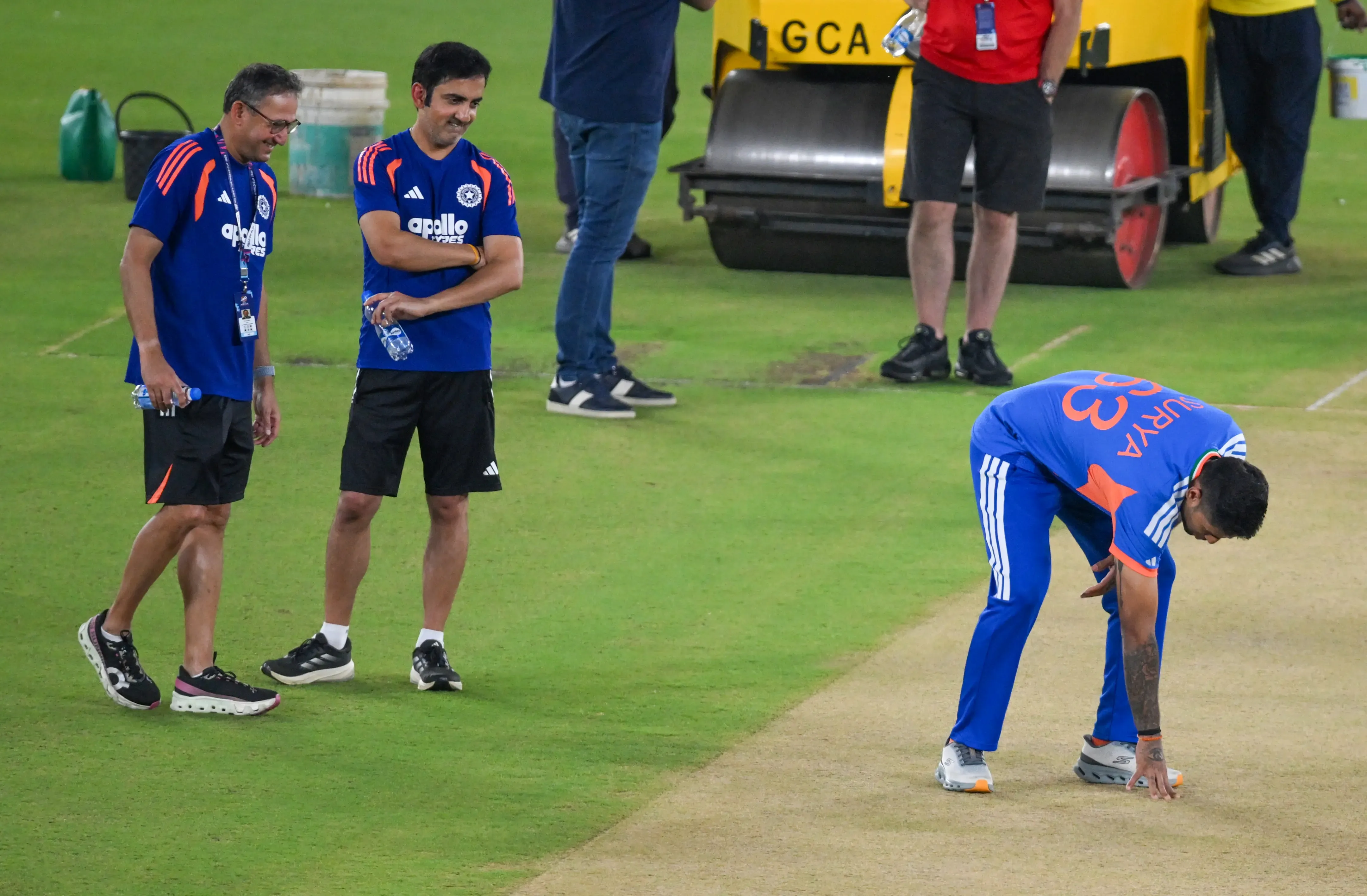 India vs New Zealand: T20 World Cup Final Weather and Pitch Insights