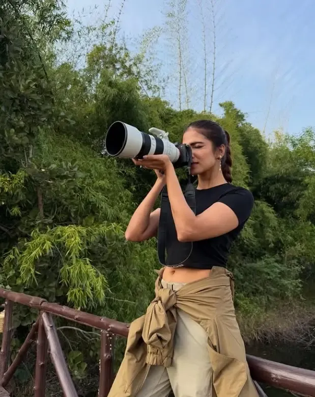 क्या ताडोबा में मालविका मोहनन का सफर बाघों की तस्वीरों के साथ दिल खुश कर गया?