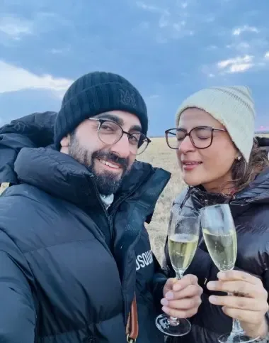 आयुष्मान खुराना के जन्मदिन पर ताहिरा कश्यप का रोमांटिक संदेश, शेयर कीं कोर्टशिप के दिनों की थ्रोबैक तस्वीरें