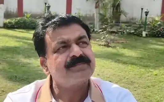 प्रतिभाशाली खिलाड़ियों को खेलने से कोई नहीं रोक सकता: जमा खान