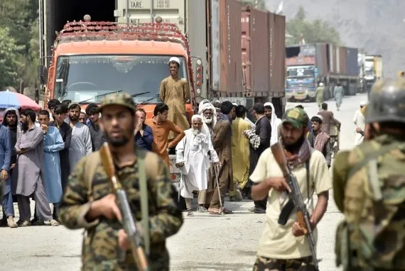 What Concerns Arise from the Taliban's Suspension of Trade with Pakistan?