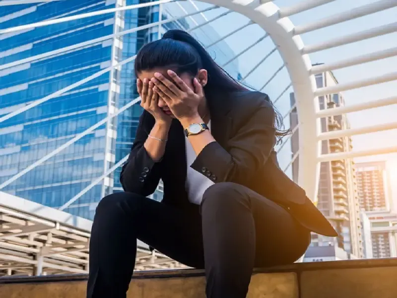 क्या तन नहीं, मन की देखभाल भी जरूरी है? डिप्रेशन और एंग्जायटी के लक्षणों को न करें नजरअंदाज