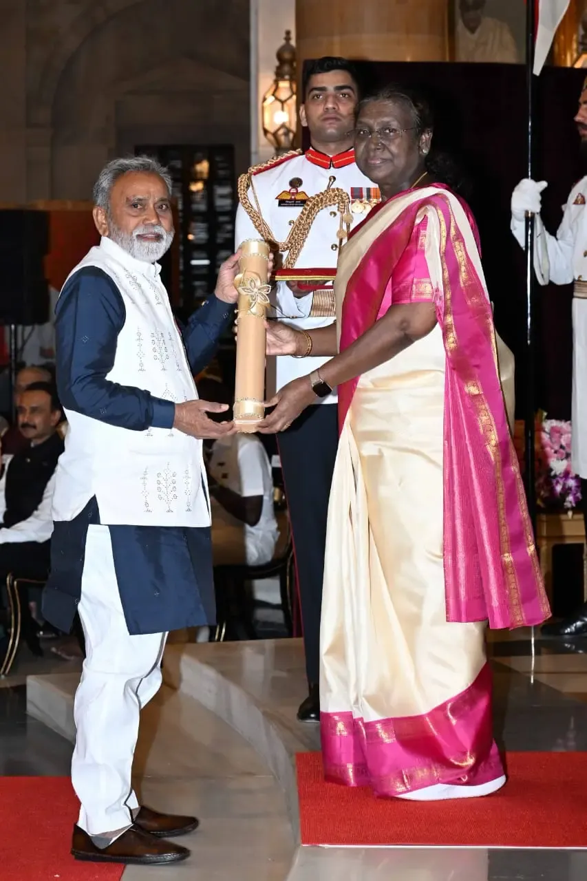 क्या टंगालिया हस्तकला से पद्मश्री लवजीभाई परमार गुजरात की सांस्कृतिक धरोहर को नई शक्ति दे रहे हैं?